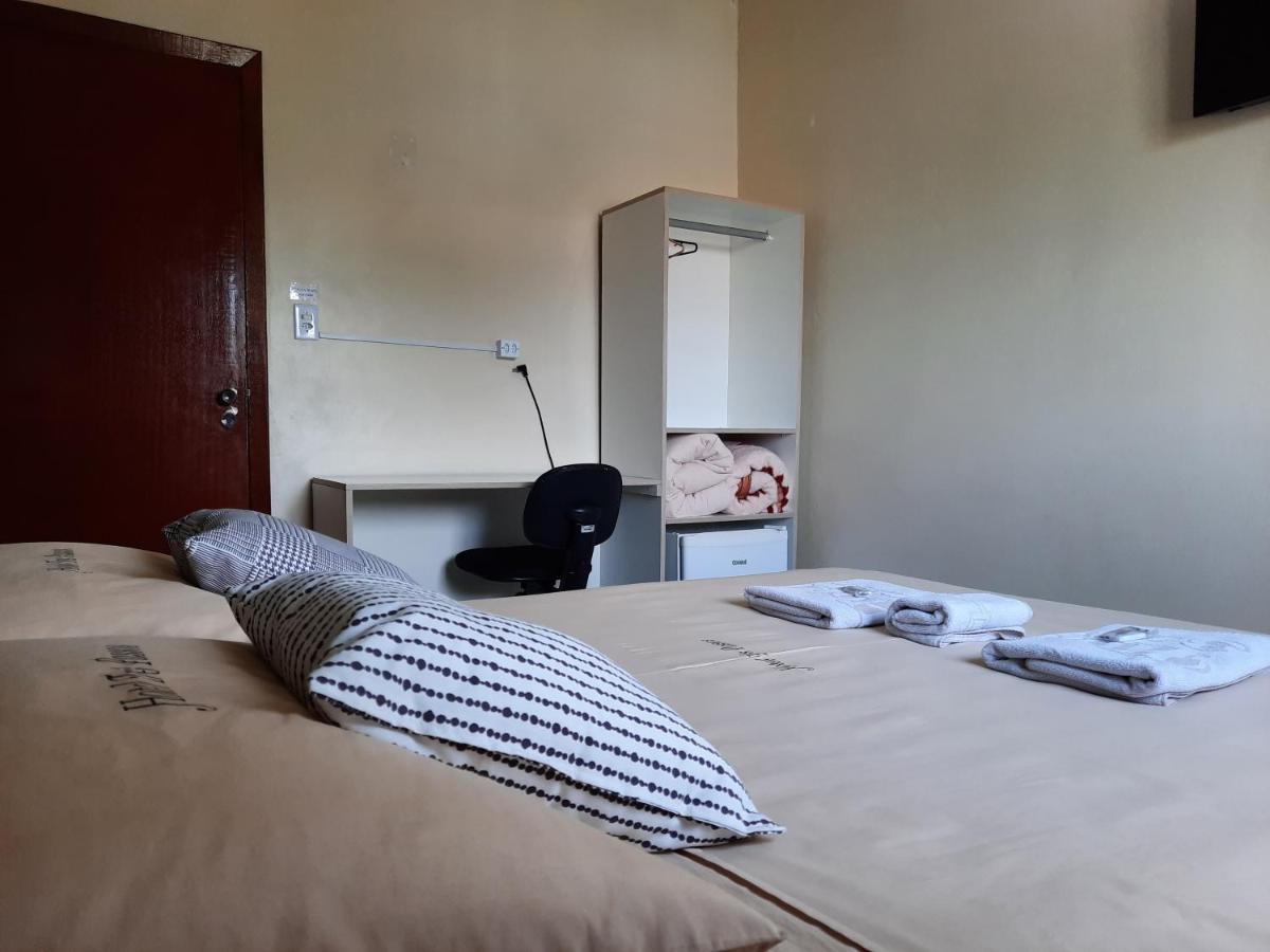 Hotel Tres Passos - Prox Ao Aeroporto E Rodoviaria Porto Alegre Kültér fotó
