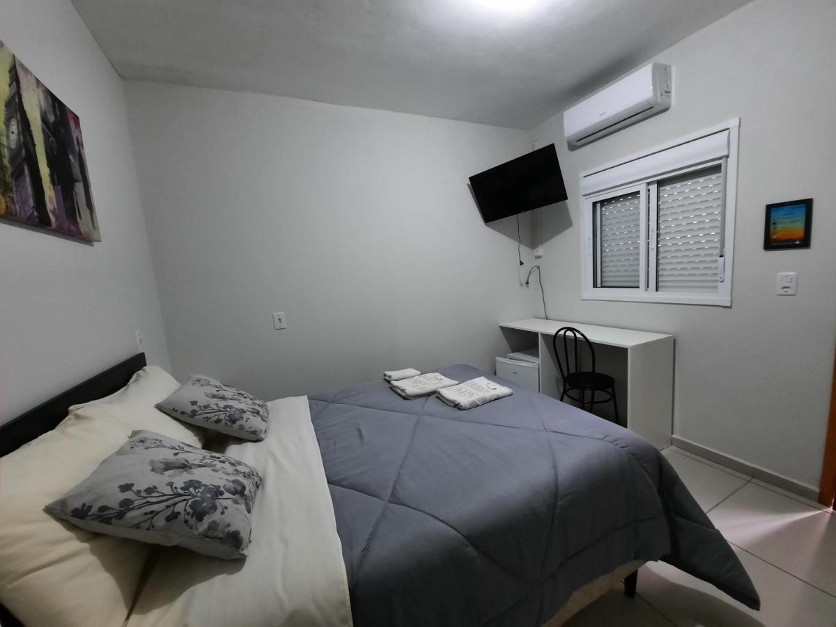 Hotel Tres Passos - Prox Ao Aeroporto E Rodoviaria Porto Alegre Kültér fotó